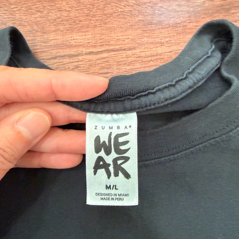 Zumba Fitness Black Tee size M/L - Picture 3 of 4